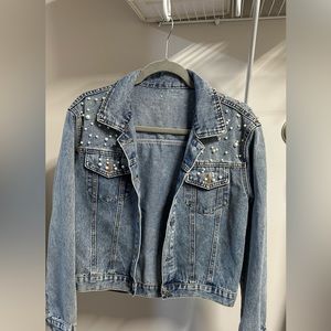 Jean jacket with white pearls